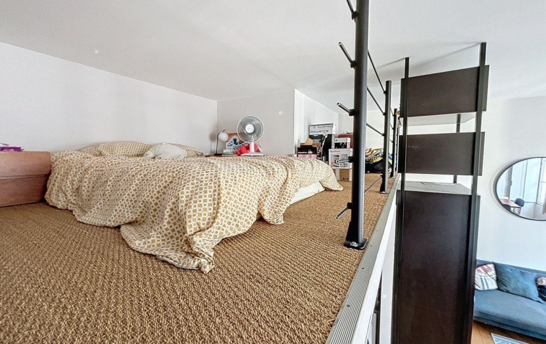 Annonces CRAPONNE : Appartement | LYON (69002) | 33 m2 | 245 000 € 