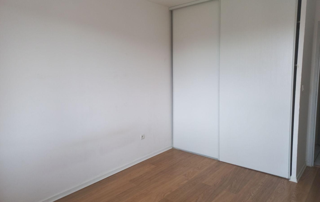 Annonces CRAPONNE : Appartement | SAINT-PIERRE-LA-PALUD (69210) | 73 m2 | 860 € 