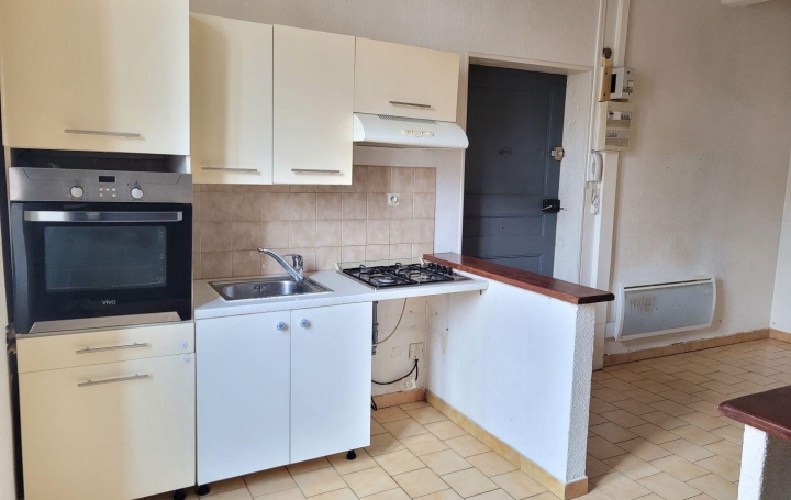  Annonces CRAPONNE Apartment | L'ARBRESLE (69210) | 52 m2 | 135 000 € 