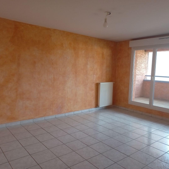  Annonces CRAPONNE : Apartment | SAINT-PIERRE-LA-PALUD (69210) | 73 m2 | 860 € 