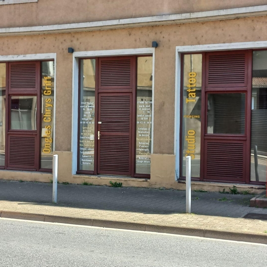  Annonces CRAPONNE : Office | L'ARBRESLE (69210) | 100 m2 | 260 000 € 