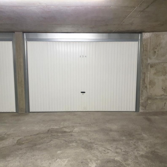  Annonces CRAPONNE : Garage / Parking | LYON (69007) | 17 m2 | 22 000 € 
