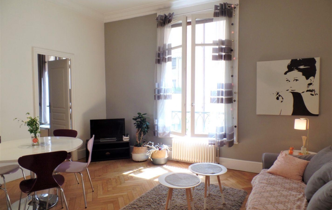 Annonces CRAPONNE : Appartement | LYON (69002) | 45 m2 | 1 300 € 