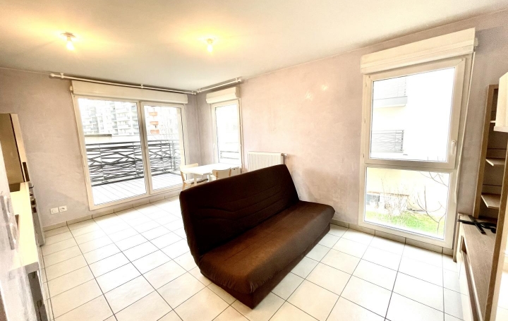 Annonces CRAPONNE : Appartement | VILLEURBANNE (69100) | 55 m2 | 888 € 