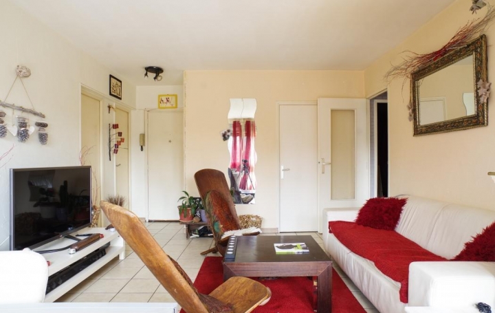 Annonces CRAPONNE : Appartement | BRON (69500) | 61 m2 | 135 000 € 